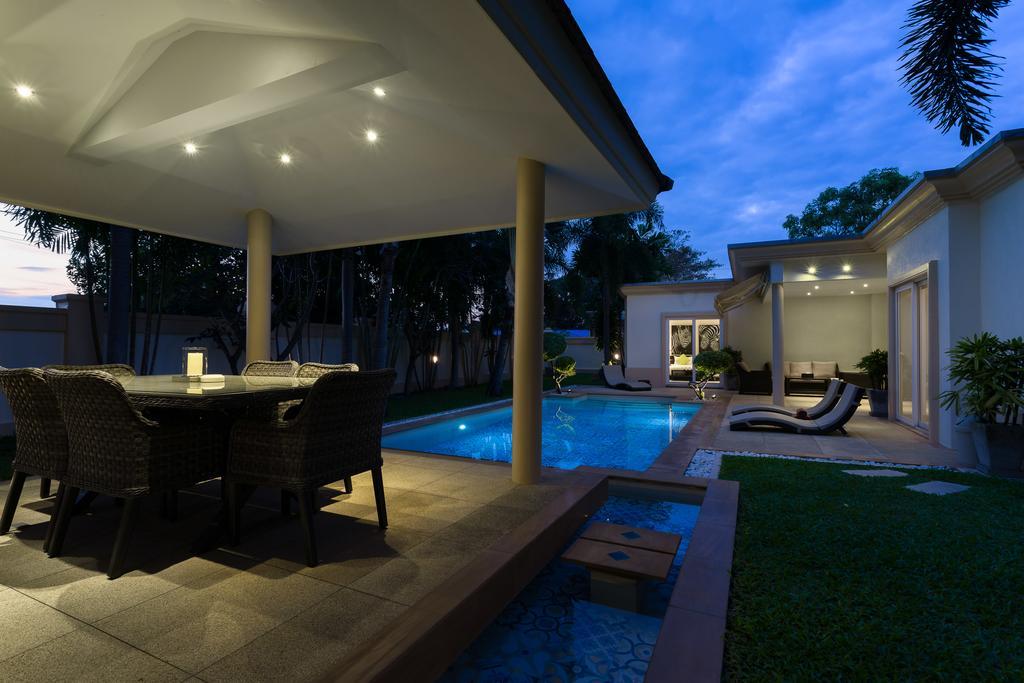 Luxury Pool Villa 3BR 6-8 persons Pattaya Esterno foto