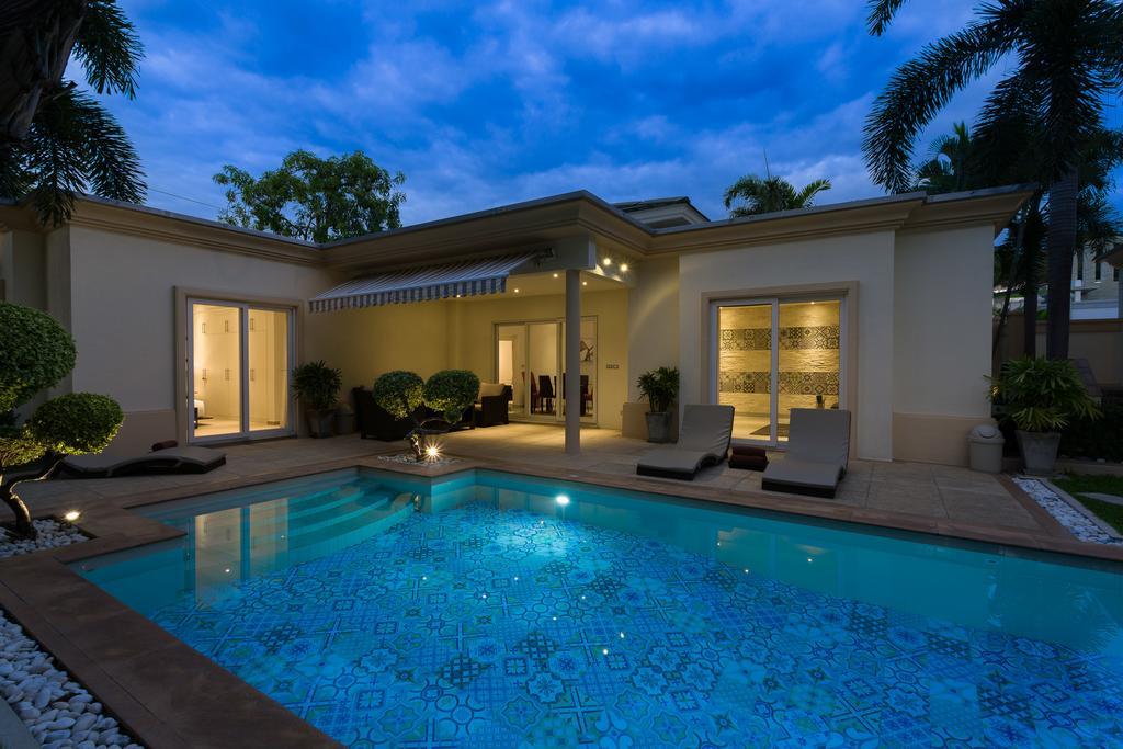 Luxury Pool Villa 3BR 6-8 persons Pattaya Esterno foto