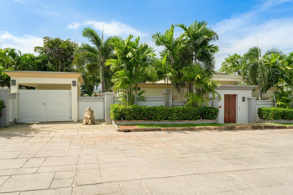 Luxury Pool Villa 3BR 6-8 persons Pattaya Esterno foto