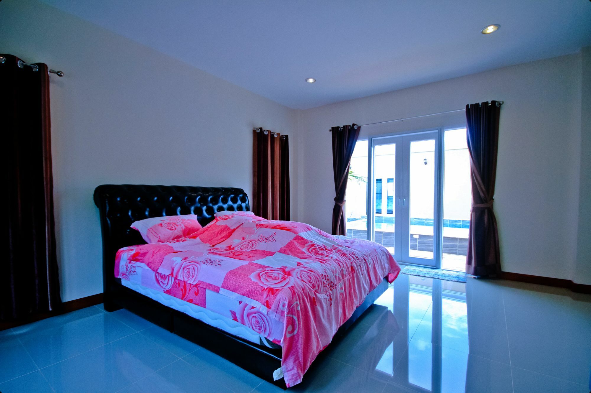 Luxury Pool Villa 3BR 6-8 persons Pattaya Esterno foto